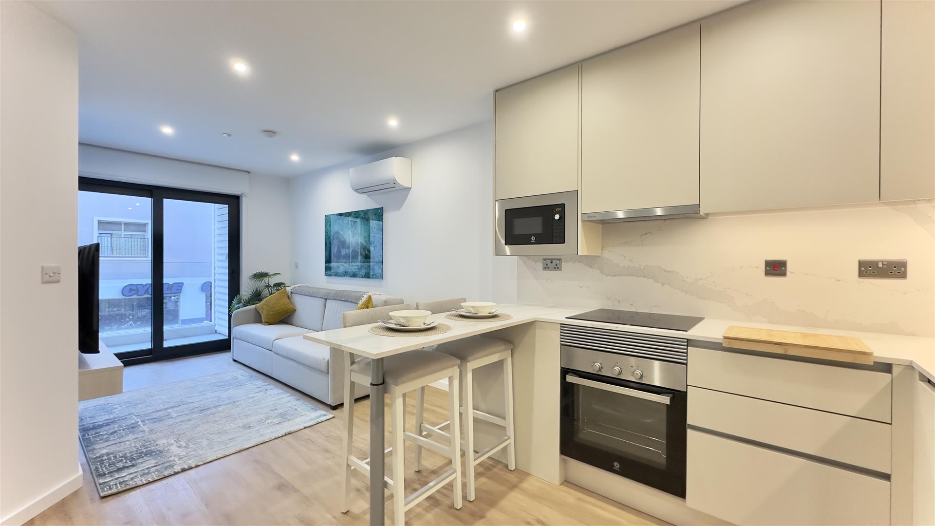  Image of Apartment - 1 Bathrooms for Rental in Victory Suites-Gibraltar, Image 7